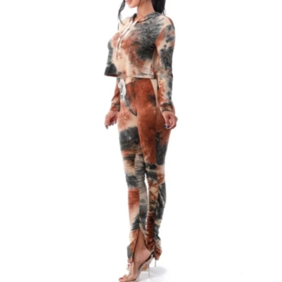 SMTYNN Boutique Tops - NWT Brown Black & Cream Tie Dye Long Sleeve Hoodie & Pants Burbon Street SET